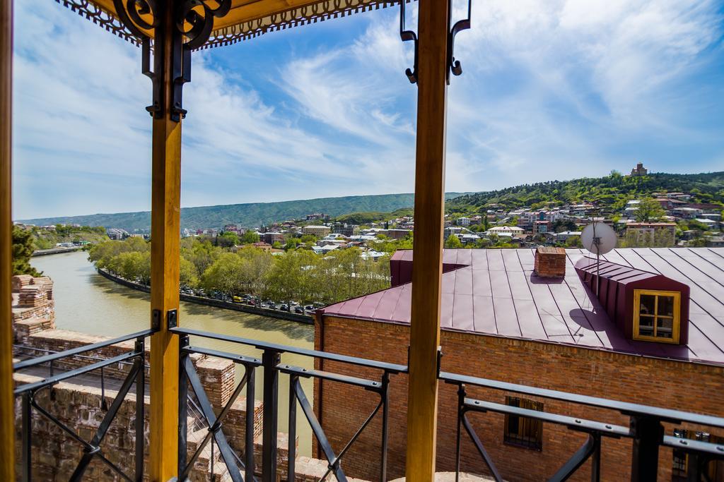 Metekhi'S Galavani Hotel Tbilisi Exterior foto